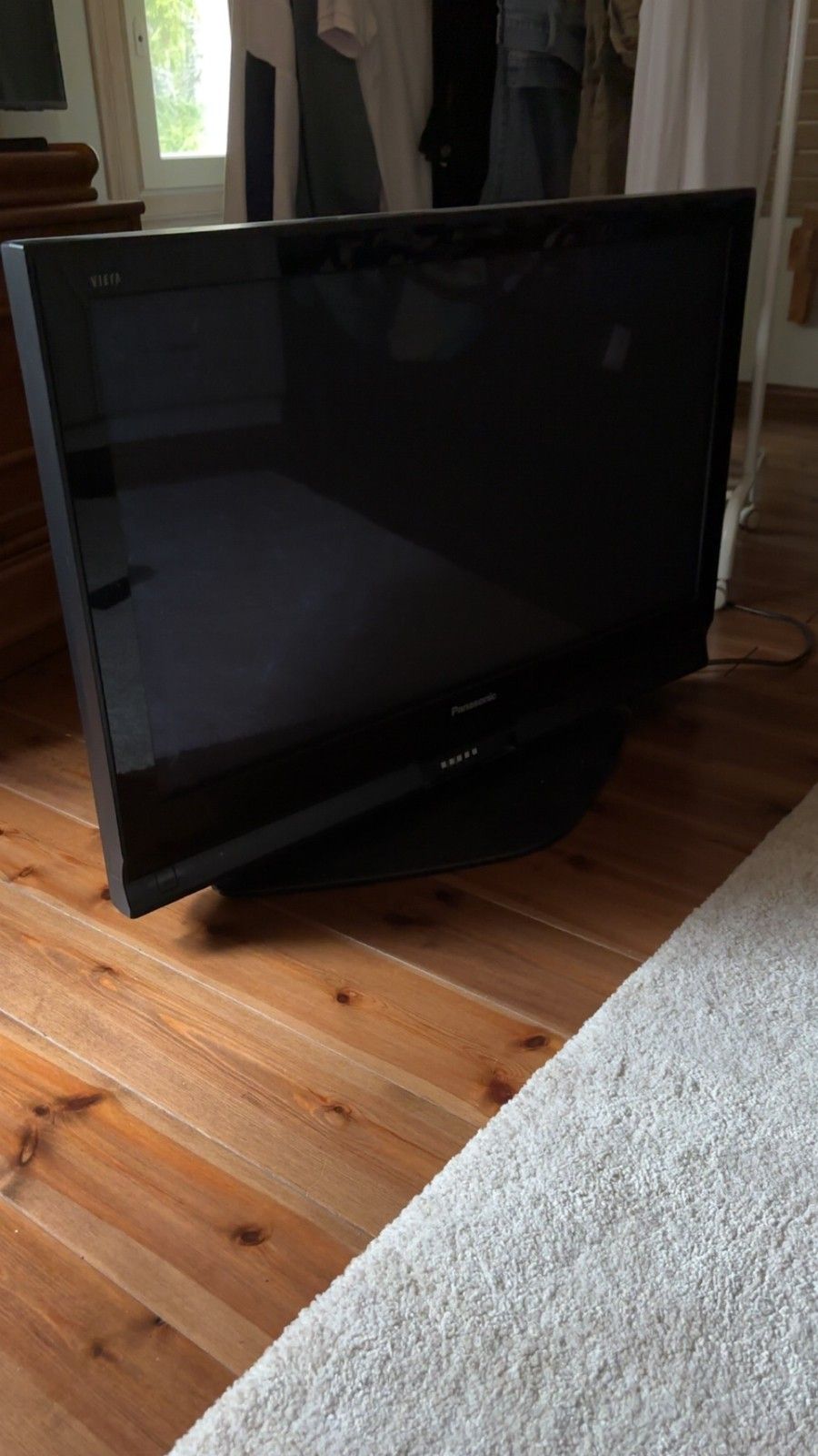 Panasonic Viera 37” televisio