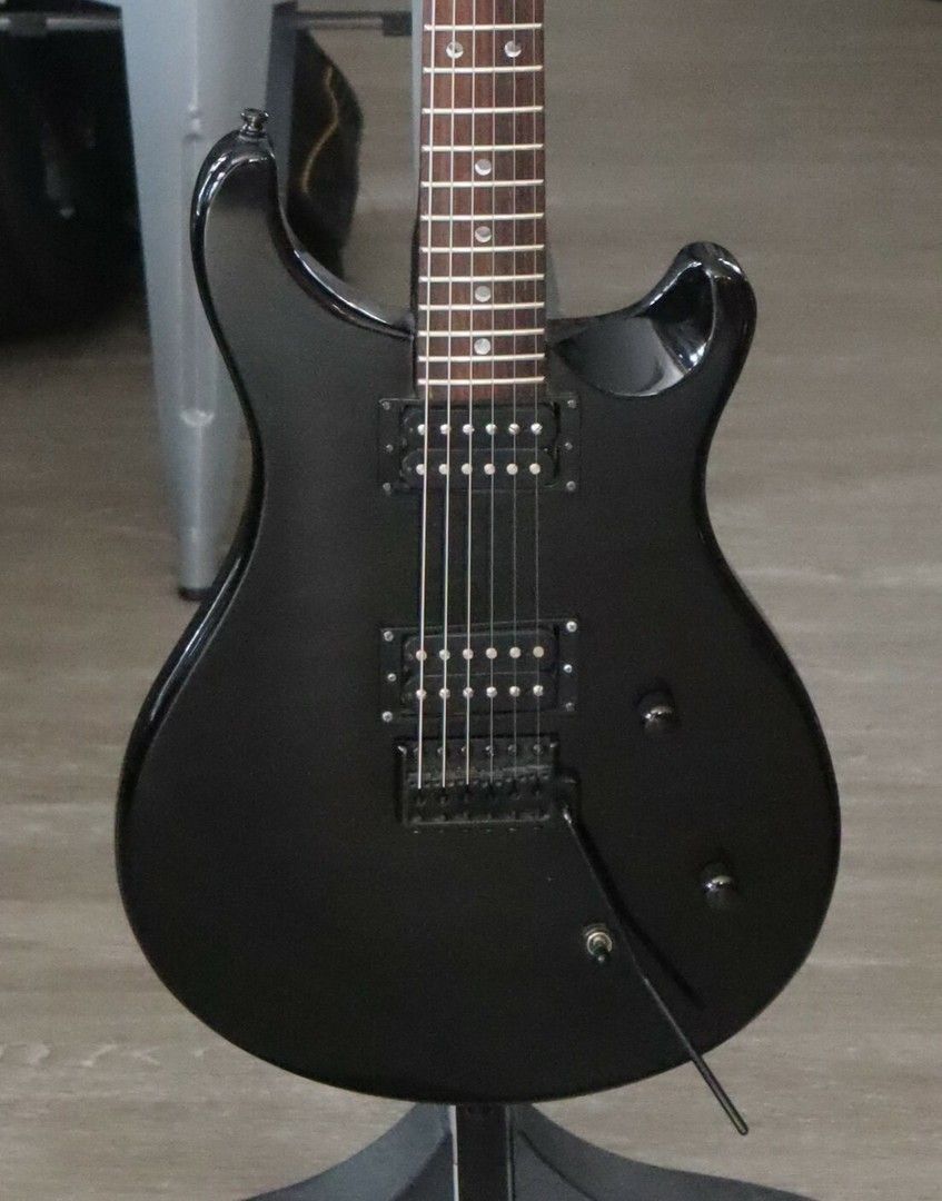 PRS SE Standard 2006 sähkökitara