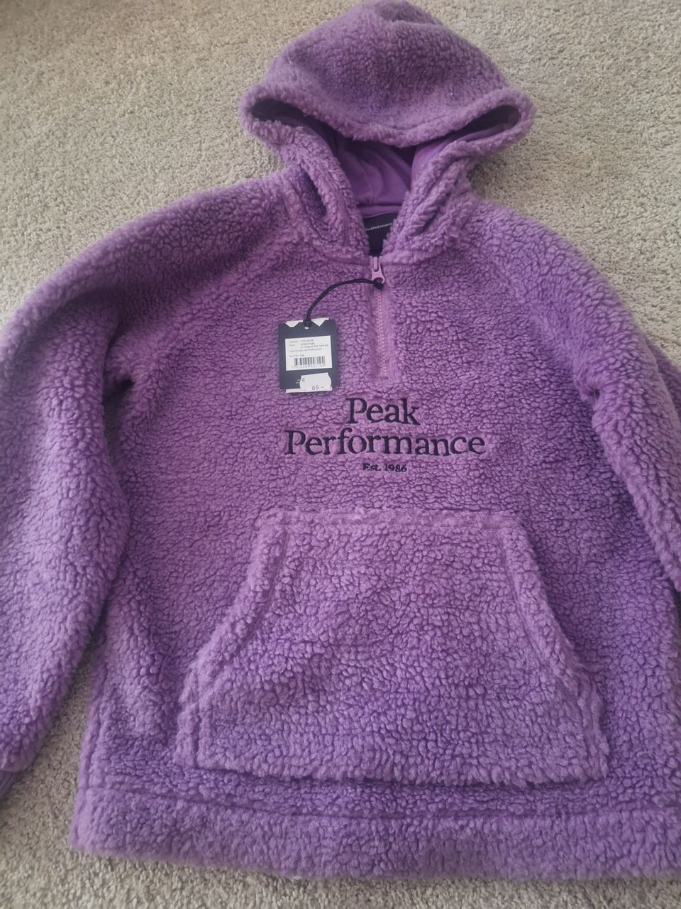 Peak performance teddy/fleece huppari tytölle.