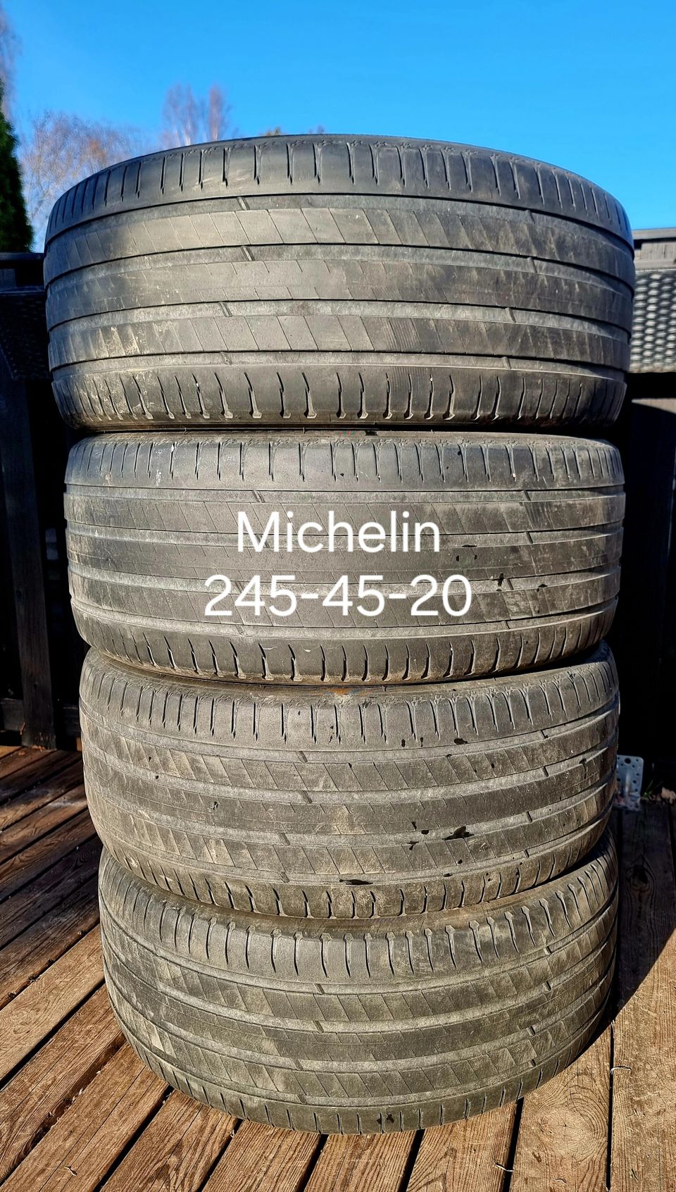 Michelin 245-45-20 kesärenkaat