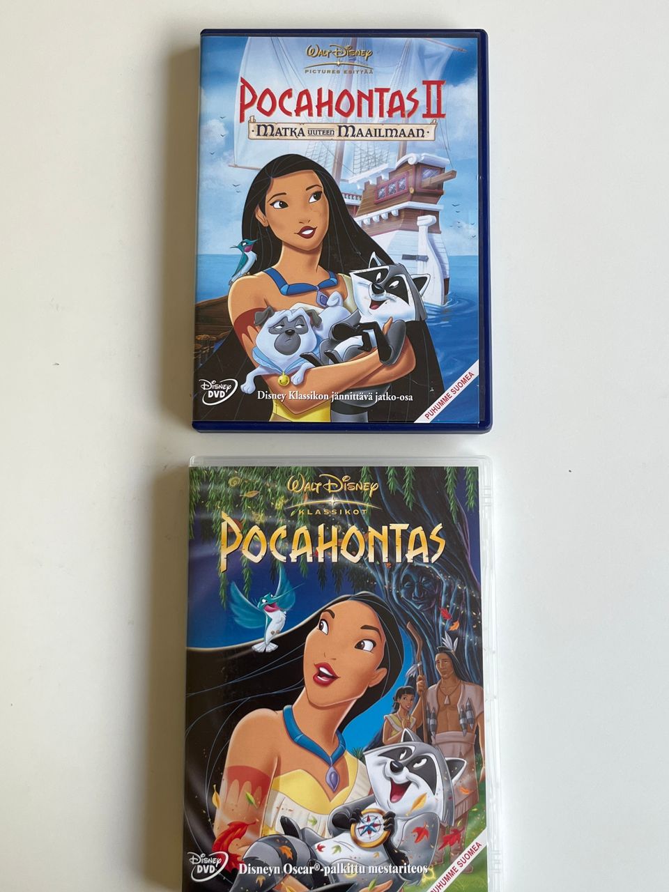 Walt Disney Pocahontas ja Pocahontas 2 matka uuteen maailmaan.