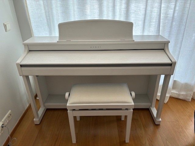 Kawai CN34W digital piano