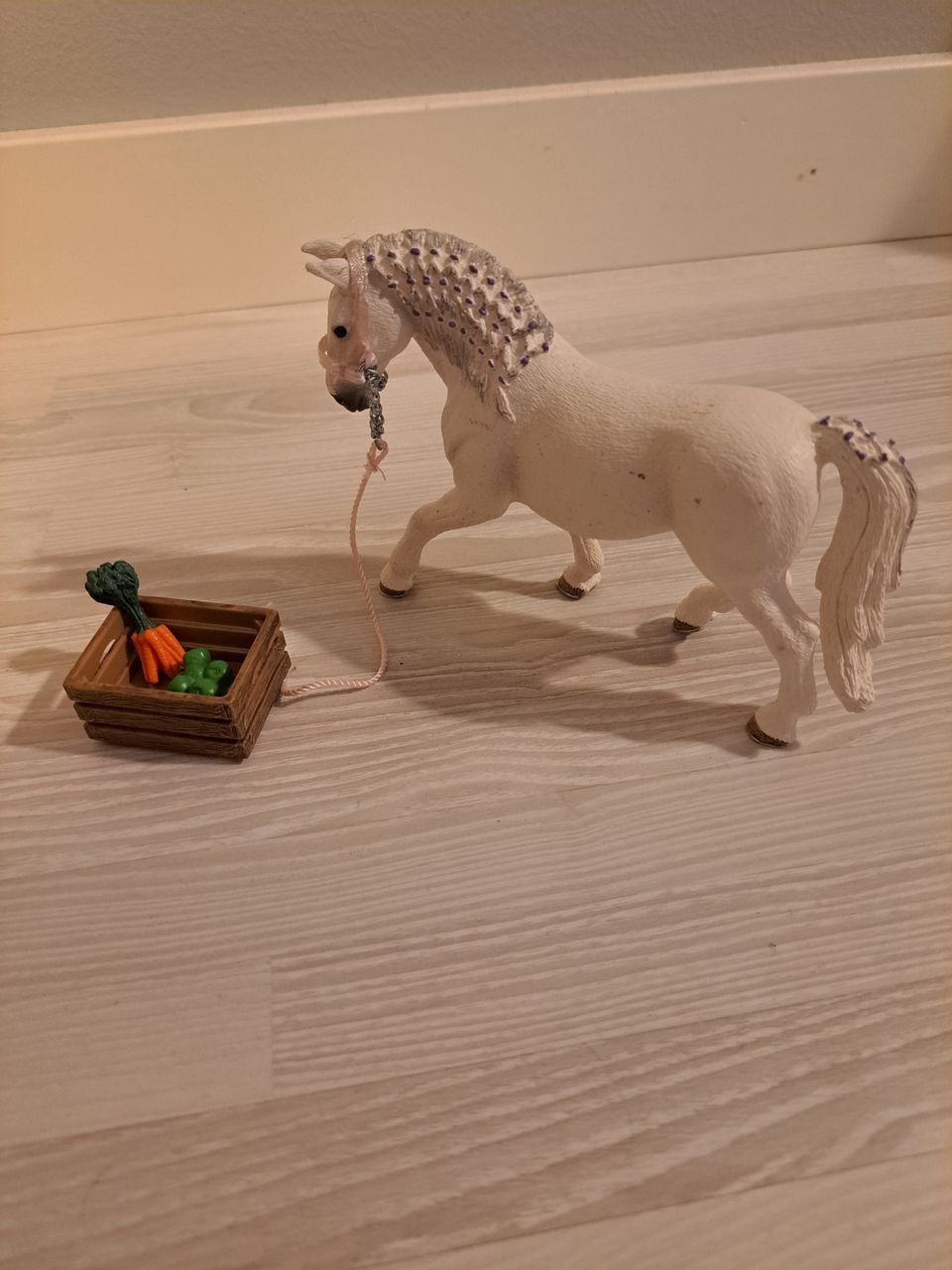 Schleich hevonen ja ruokaa