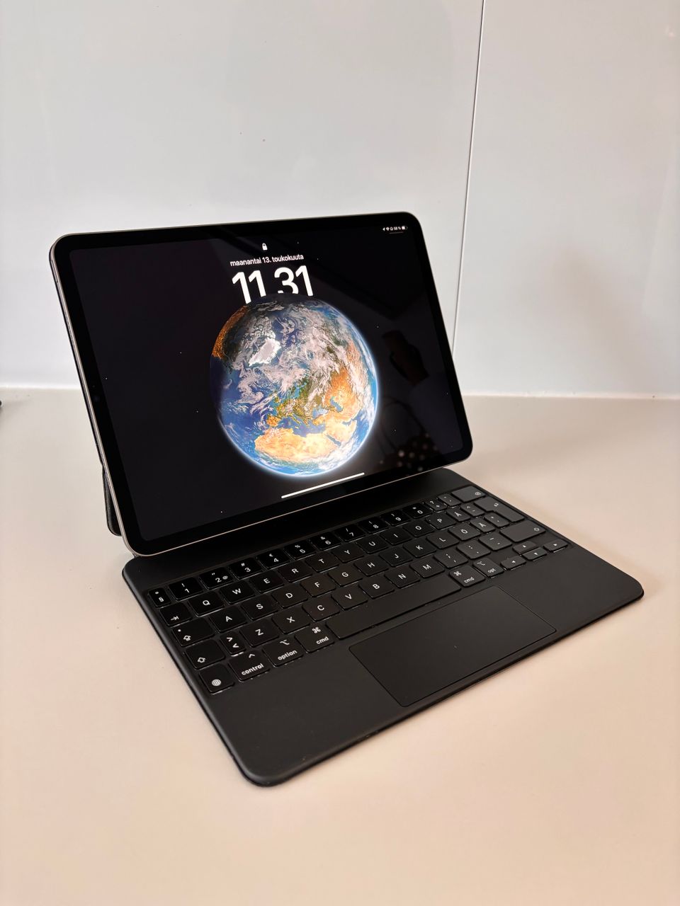 iPad Pro 11" M1 128 gt wifi + Magic Keyboard