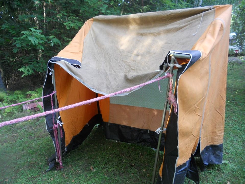 asuntovaunun teltta