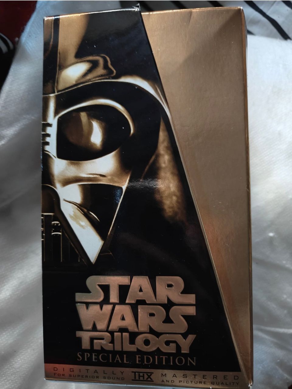 Star Wars trilogy VHS kultainen special edition