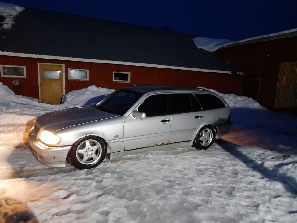 Mercedes-benz w202 vanteet