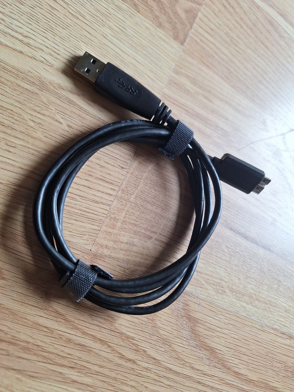 USB 3.0 A to micro B kaapeli 100 cm