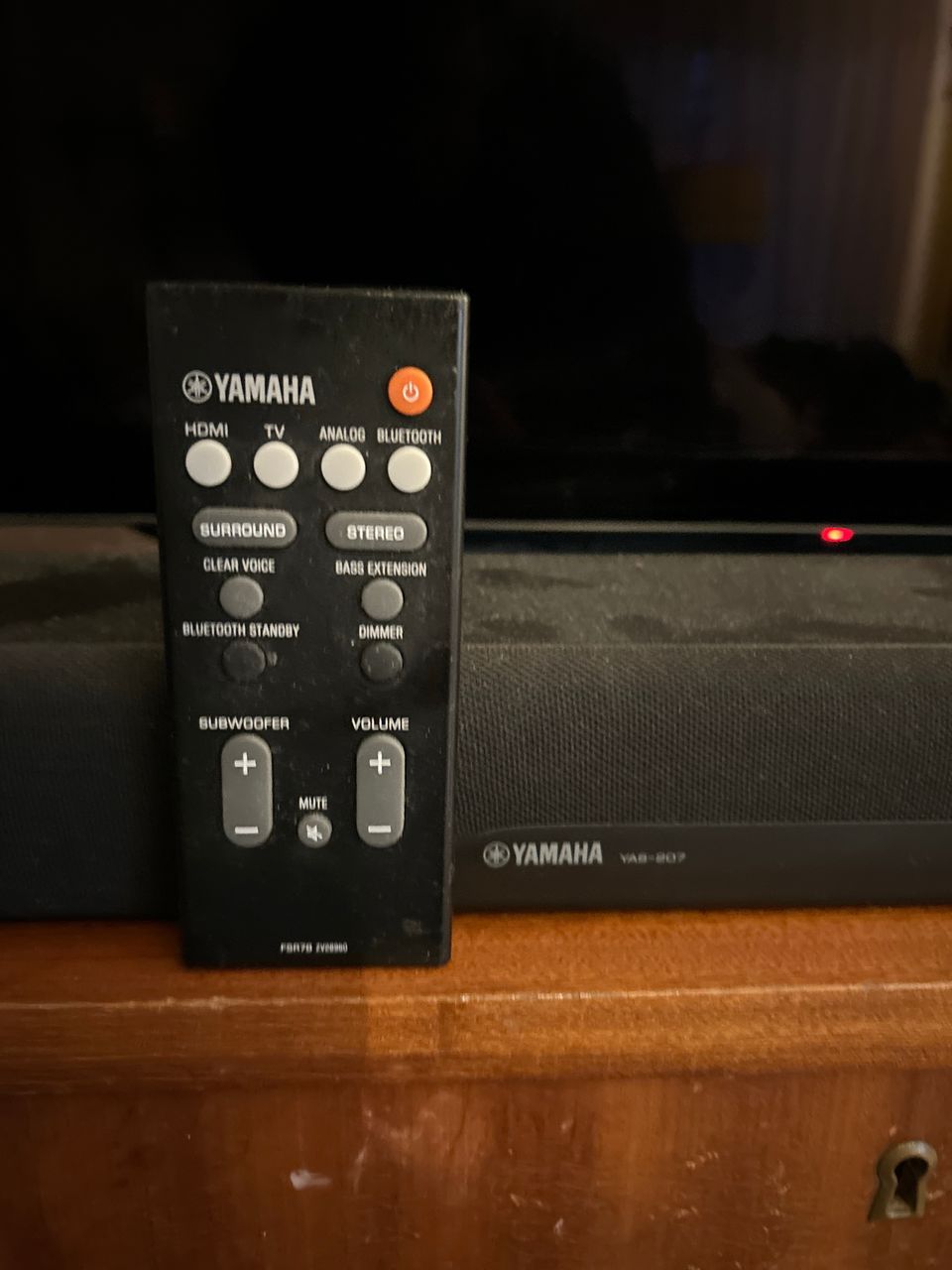 Yamaha YAS 207 soundbar + sub