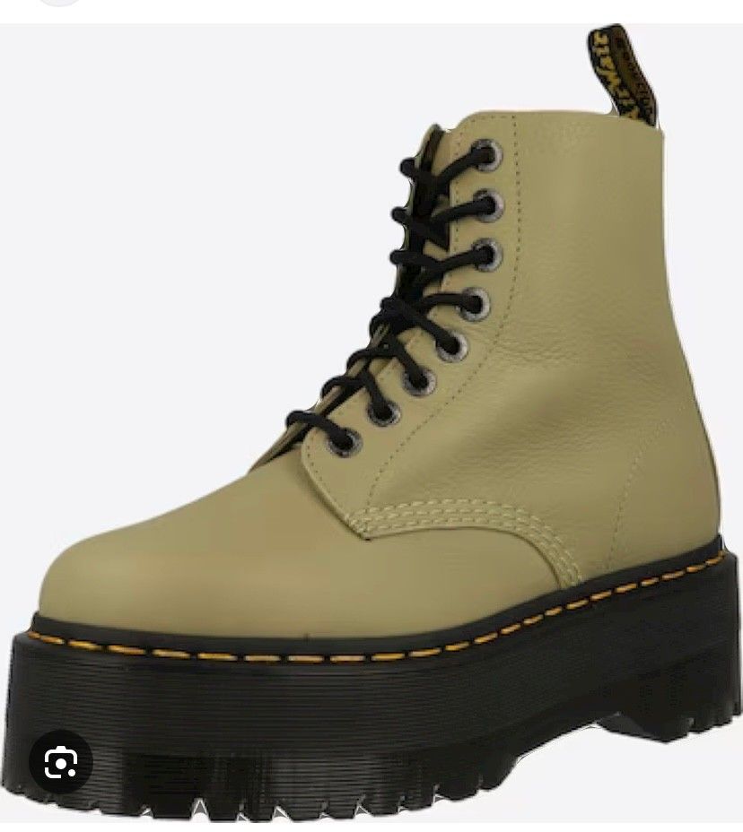 Dr. Martens Nauhanilkkurit 'Pascal Max' värissä Oliivi