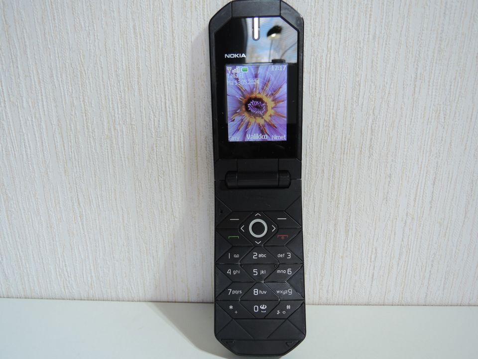 Nokia 7070 d-2