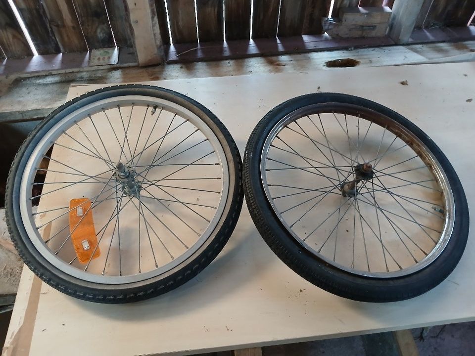 Polkupyörän renkaita