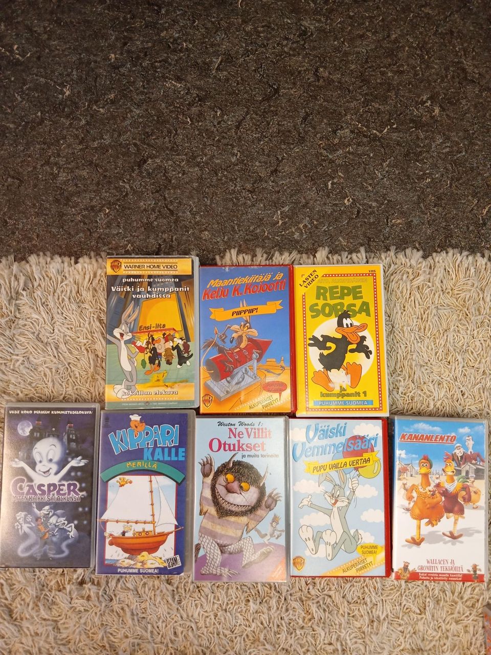 Lasten VHS elokuvia