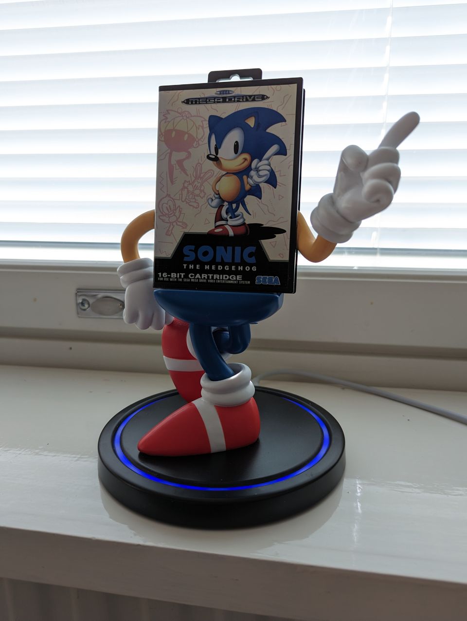 Sonic The Hedgehog langaton latausalusta