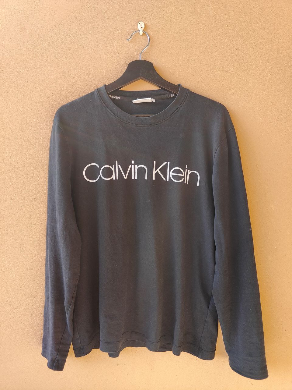 Calvin Klein paita M