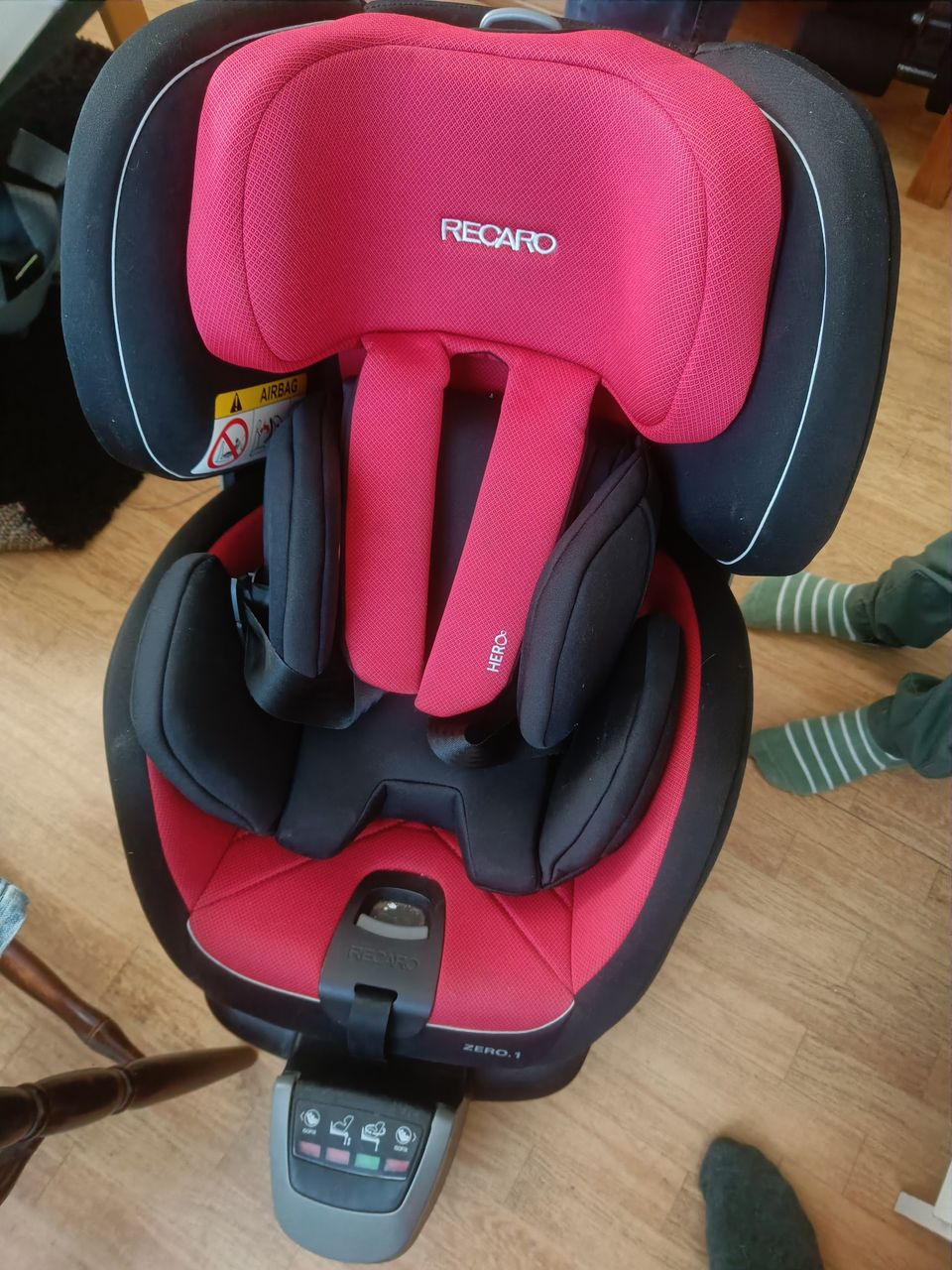 Recaro Zero turvaistuin