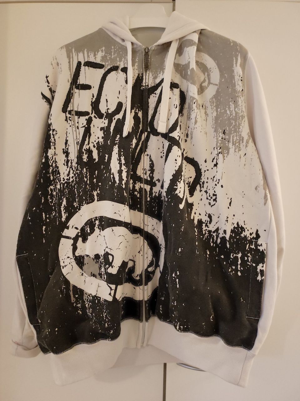 Ecko Unlimited huppari