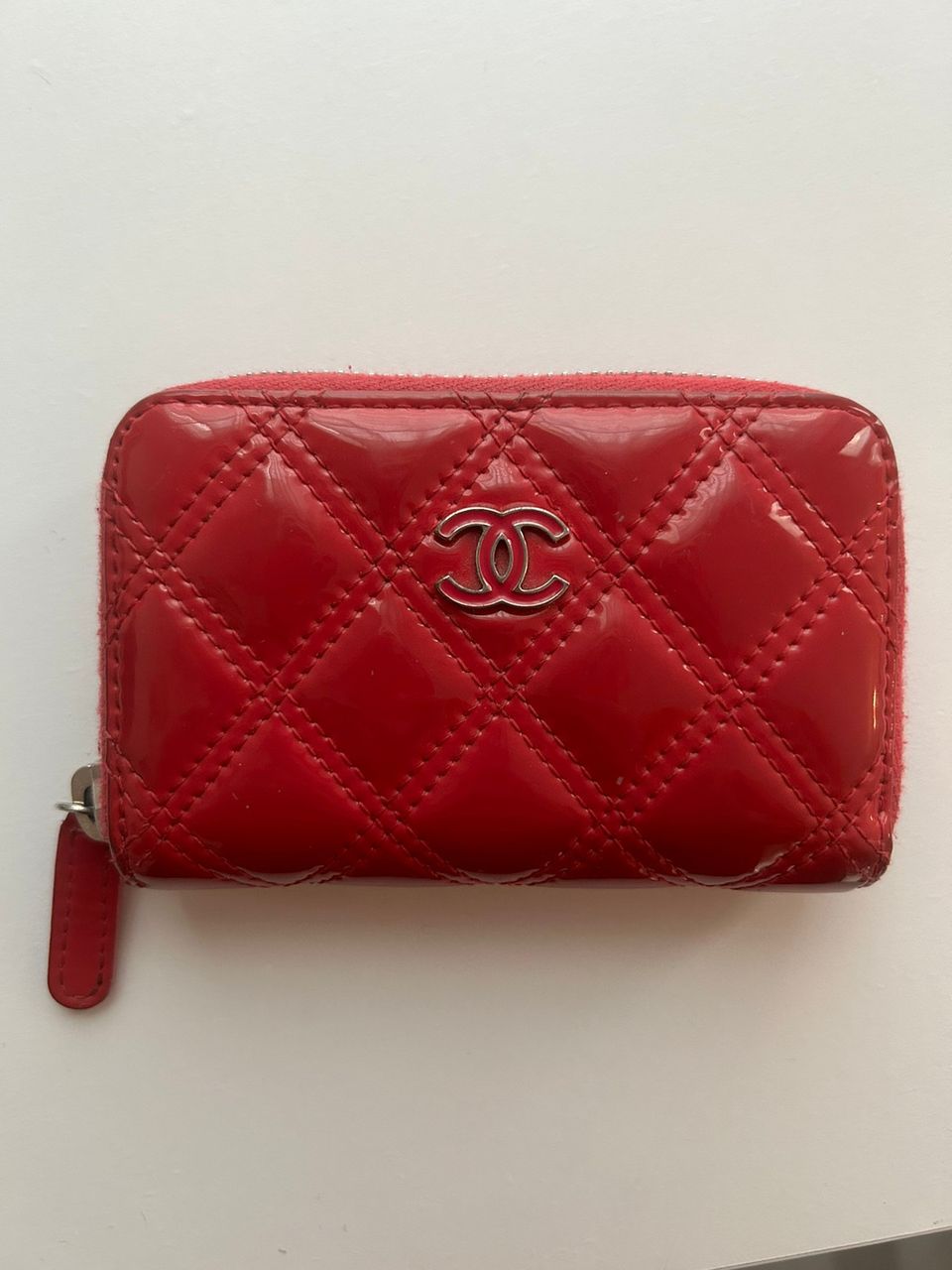 Chanel timeless patent leather wallet pink