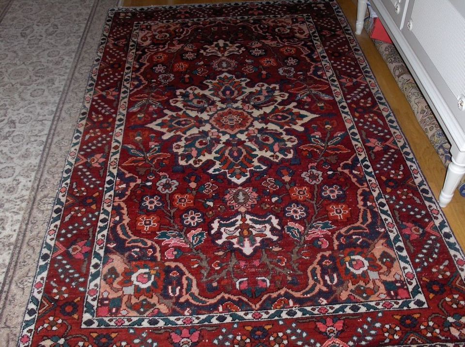 Bakhtiari - villamatto, koko 135 x 205 cm