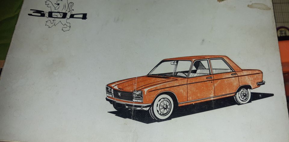 Peugeot 304