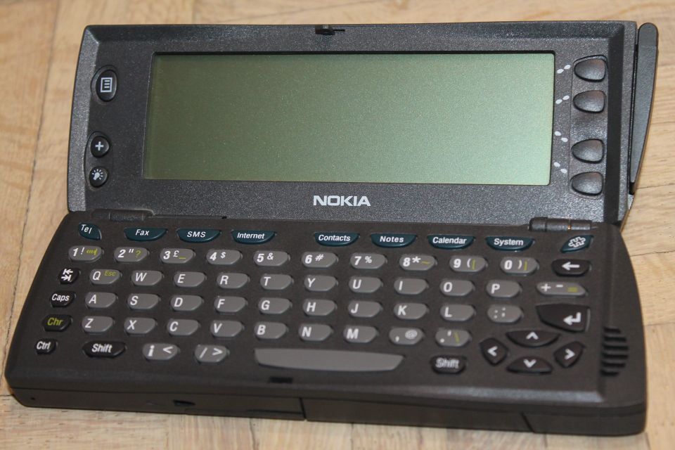 1998 vintage käyttämättä jäänyt Nokia Communicator 9110 matkapuhelin