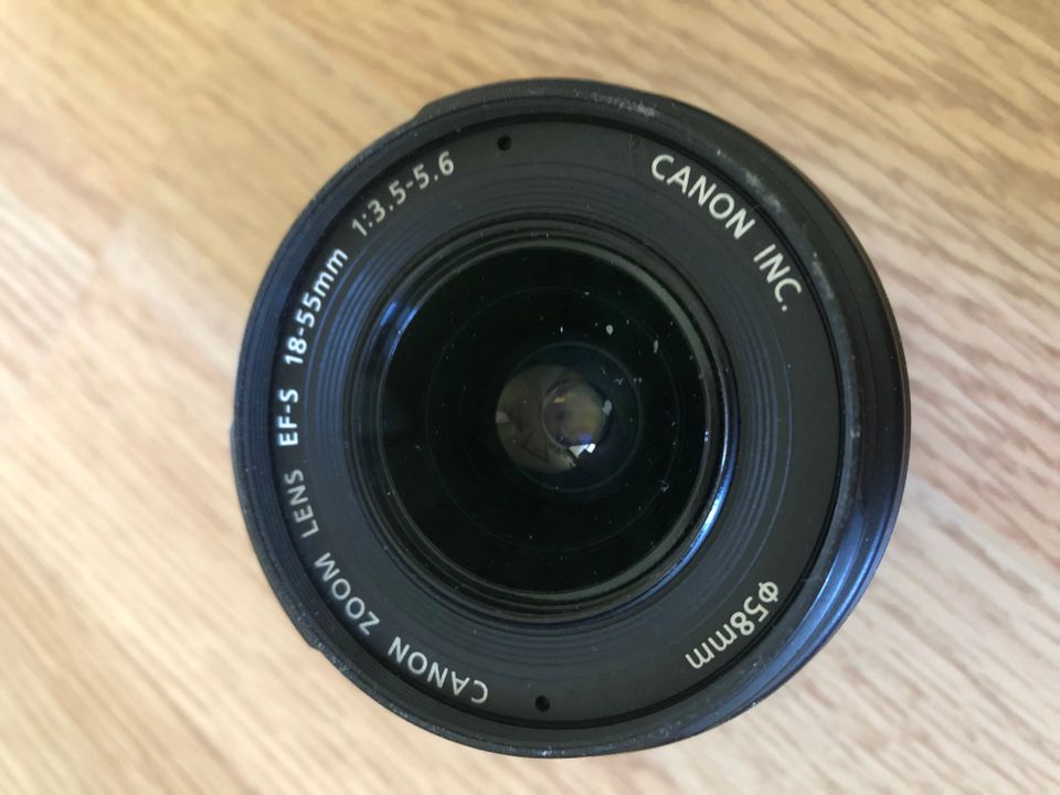 Canon 18-55mm objektiivi