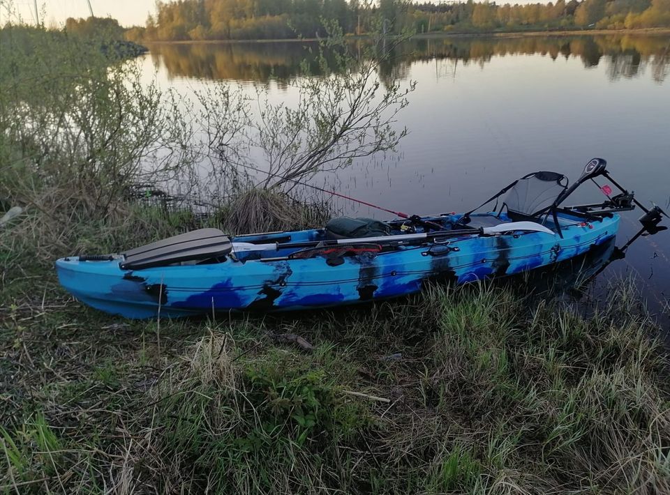 2 paikkainen kalastuskajakki Lagoon 13 Tandem SOT