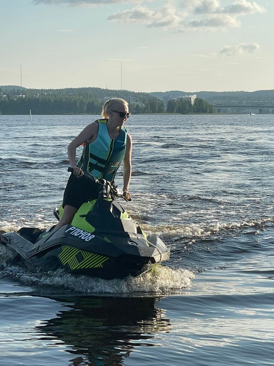 Vuokrataan Sea-doo trixx