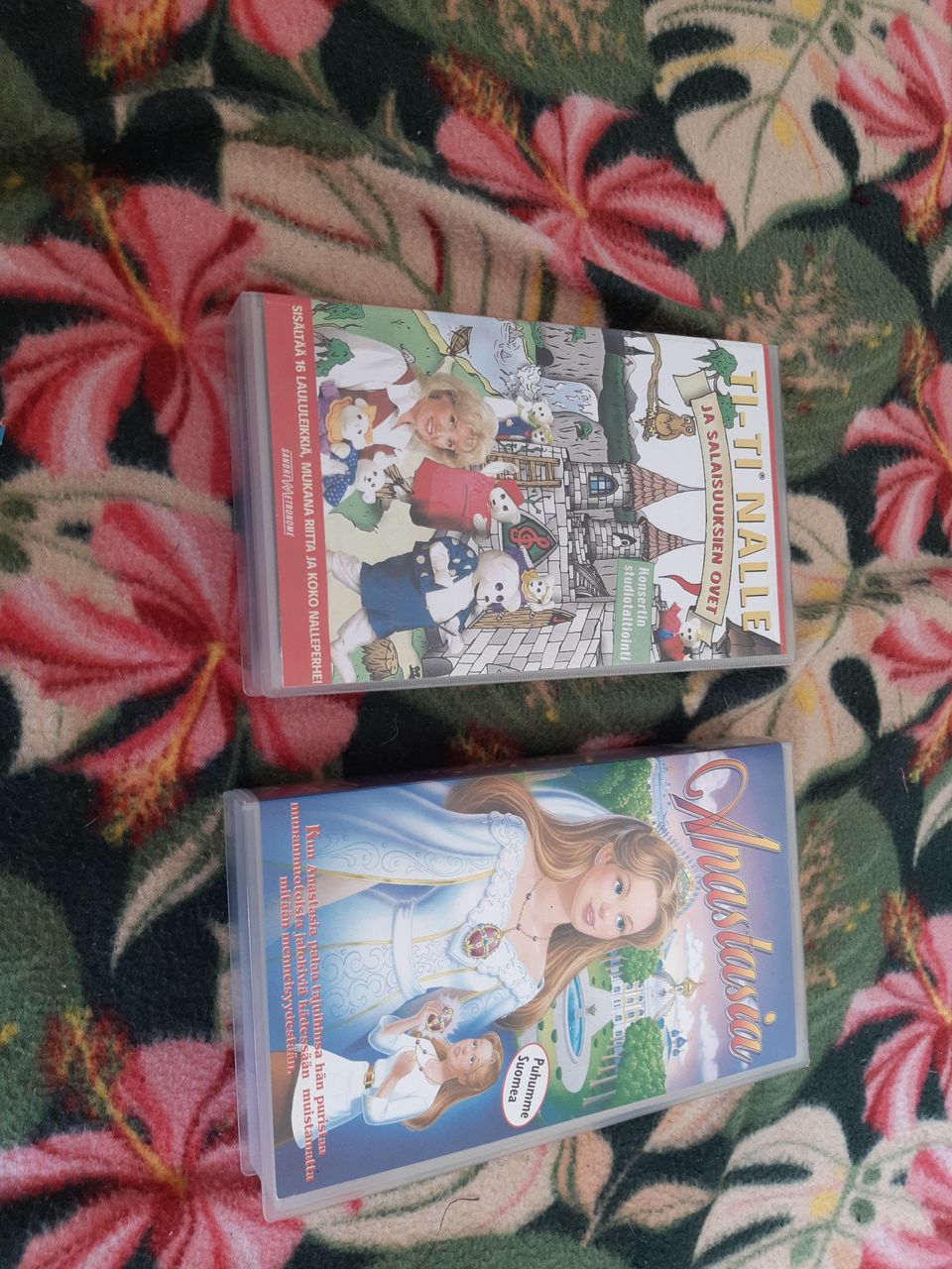 Titinalle ja anastasia vhs