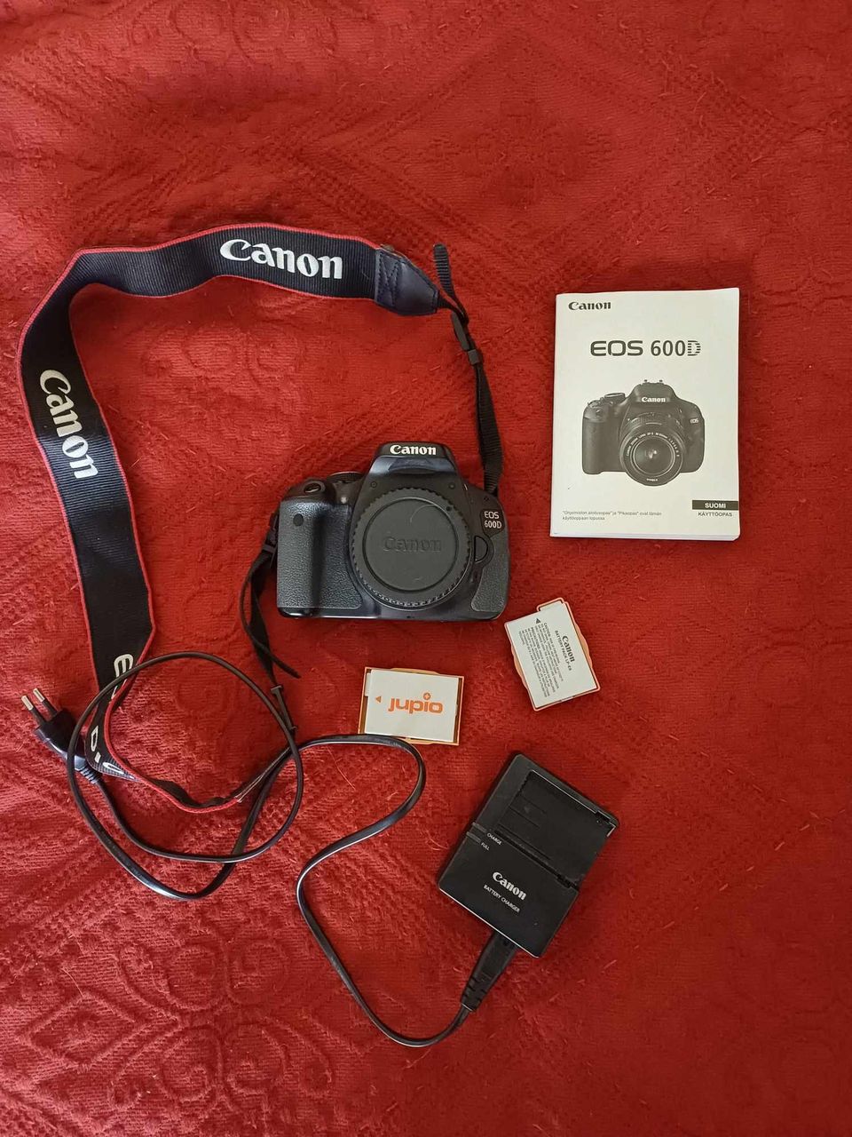 Canon 600 D + akut