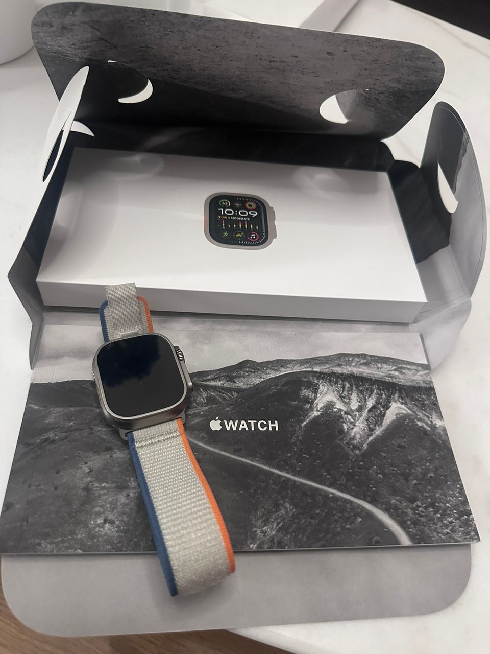 Apple Watch Ultra 2 49 mm GPS+CEL titaani M/L