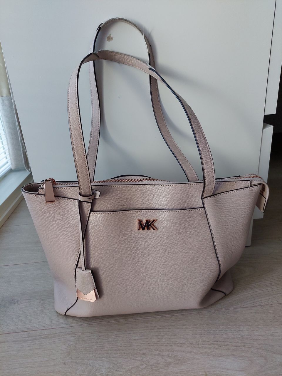 Michael Kors käsilaukku