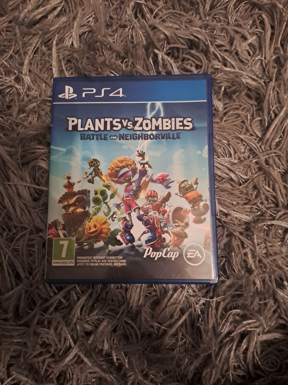 Uusi Ps4 Plants vs zombies peli