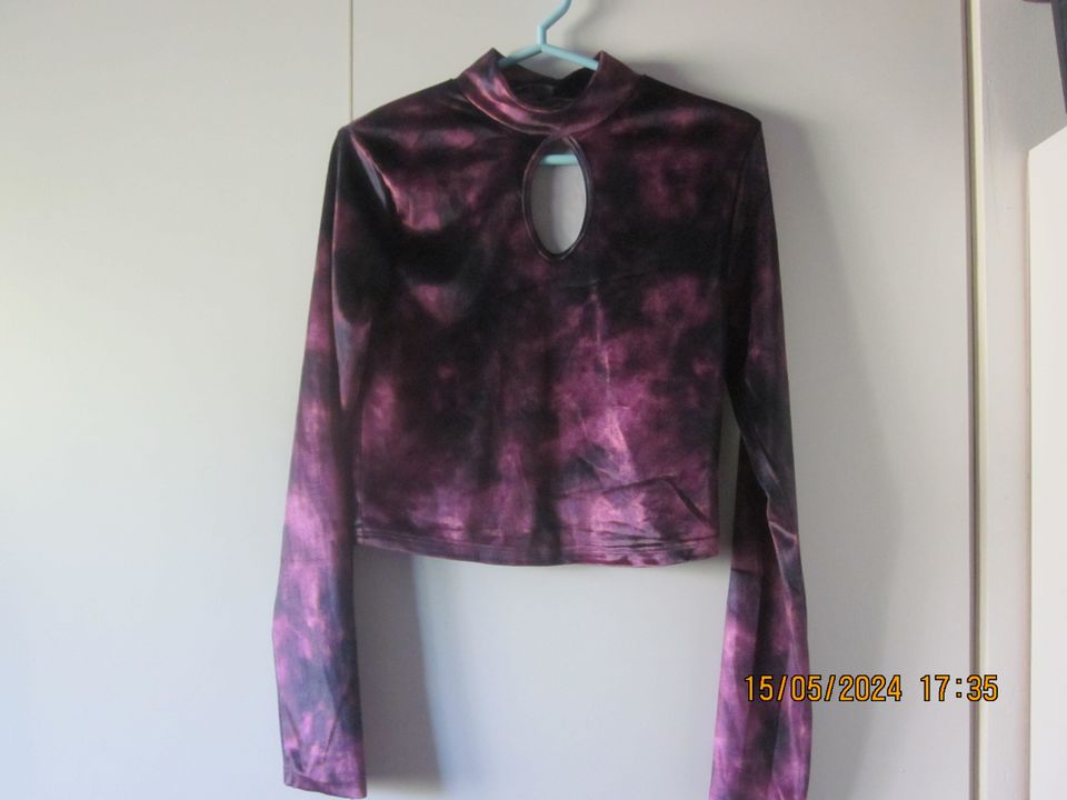 violetinsävyinen uusi pitkähihainen lyhyt paitapusero