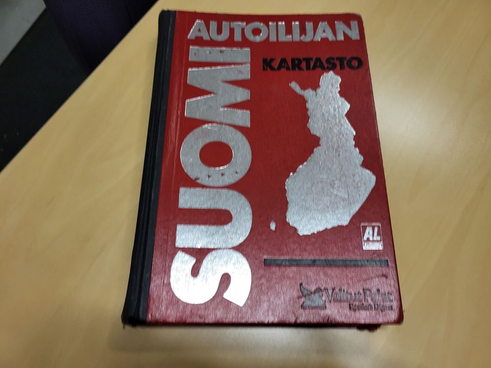 Autoilijan Suomi kartasto -karttakirja, Valitut Palat