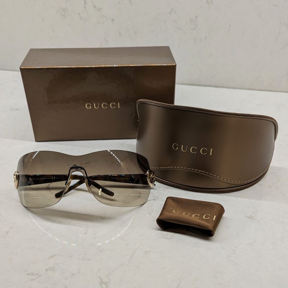 Gucci aurinkolasit + kotelo + laatikko + liina