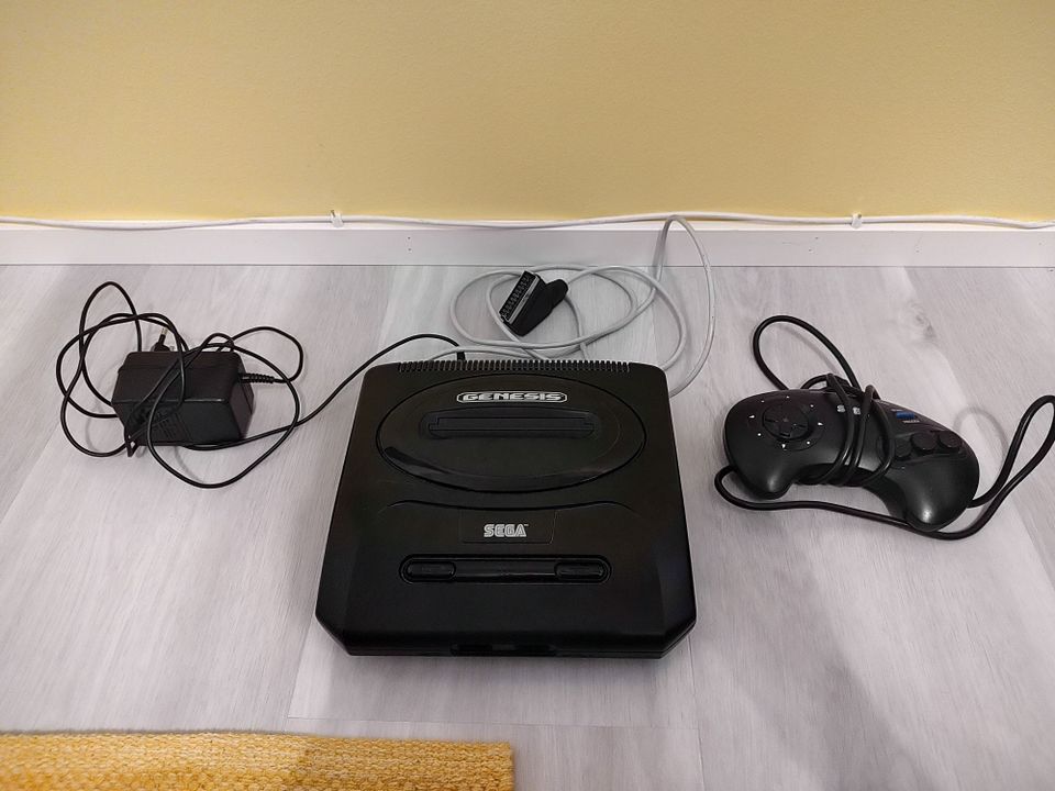 Sega Genesis (Scart modattu) + ohjain