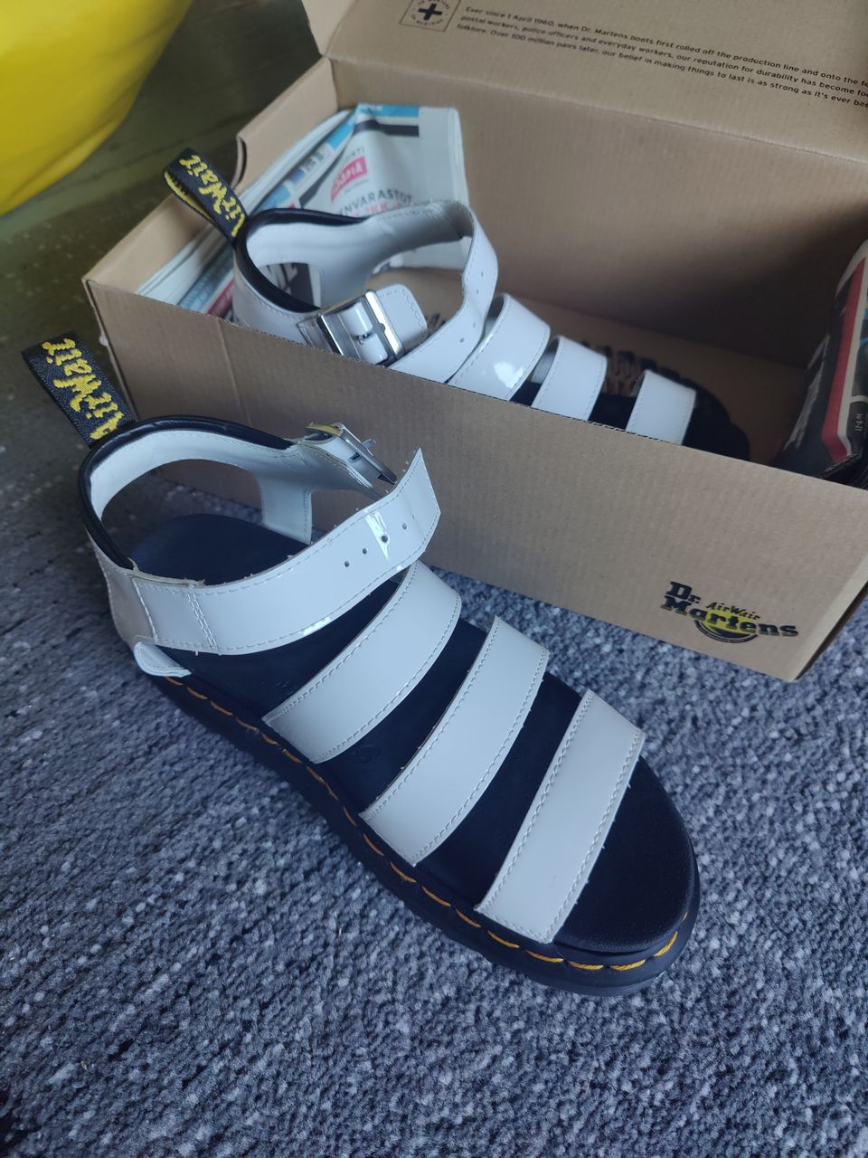 Dr. Martens sandaalit 39