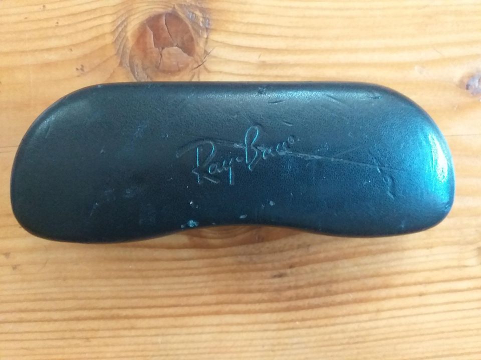 Ray Ban kova kotelo