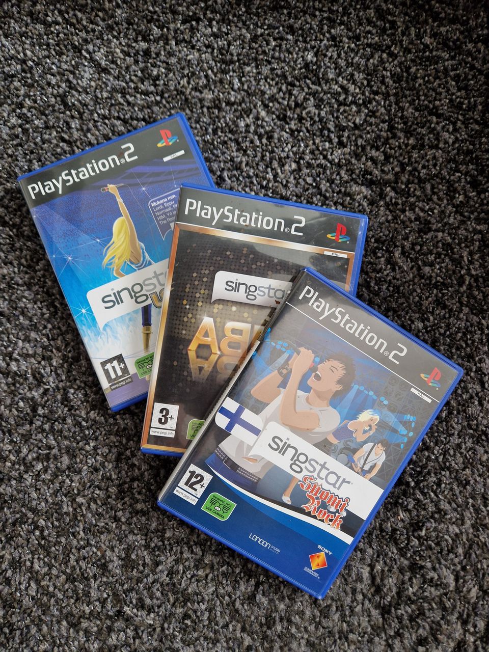 Ps2 Singstar 3kpl, + mikit ja johdot