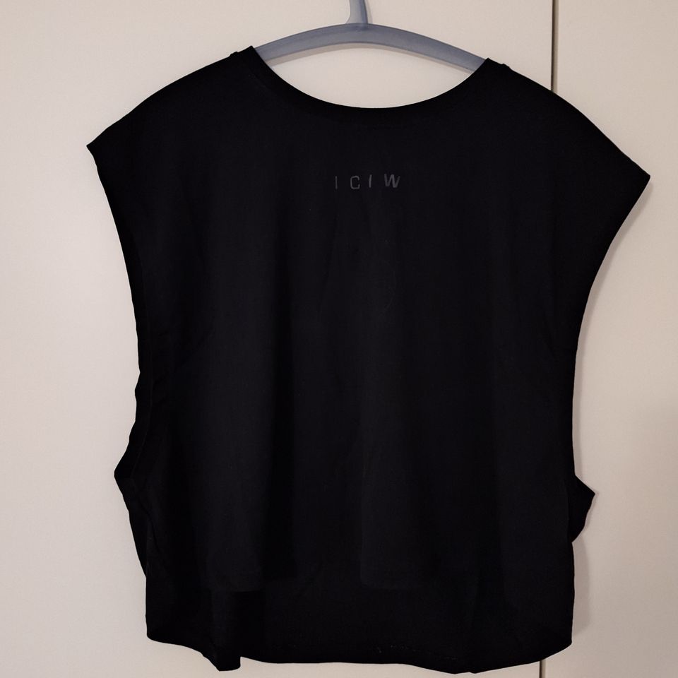 ICIW Rush cropped top (L)