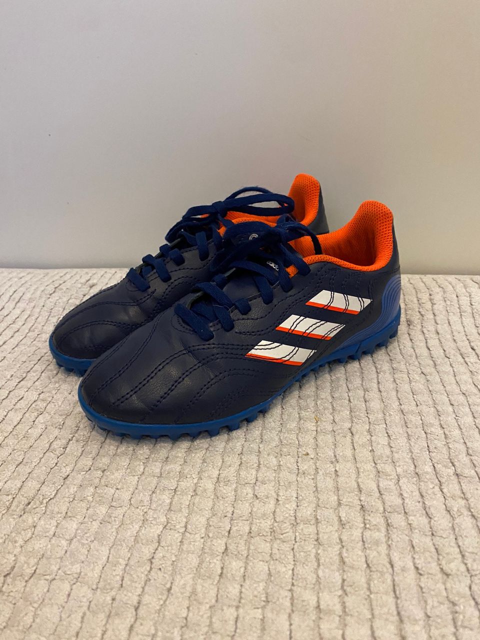 Koko 32 Adidas Copa turf futiskengät