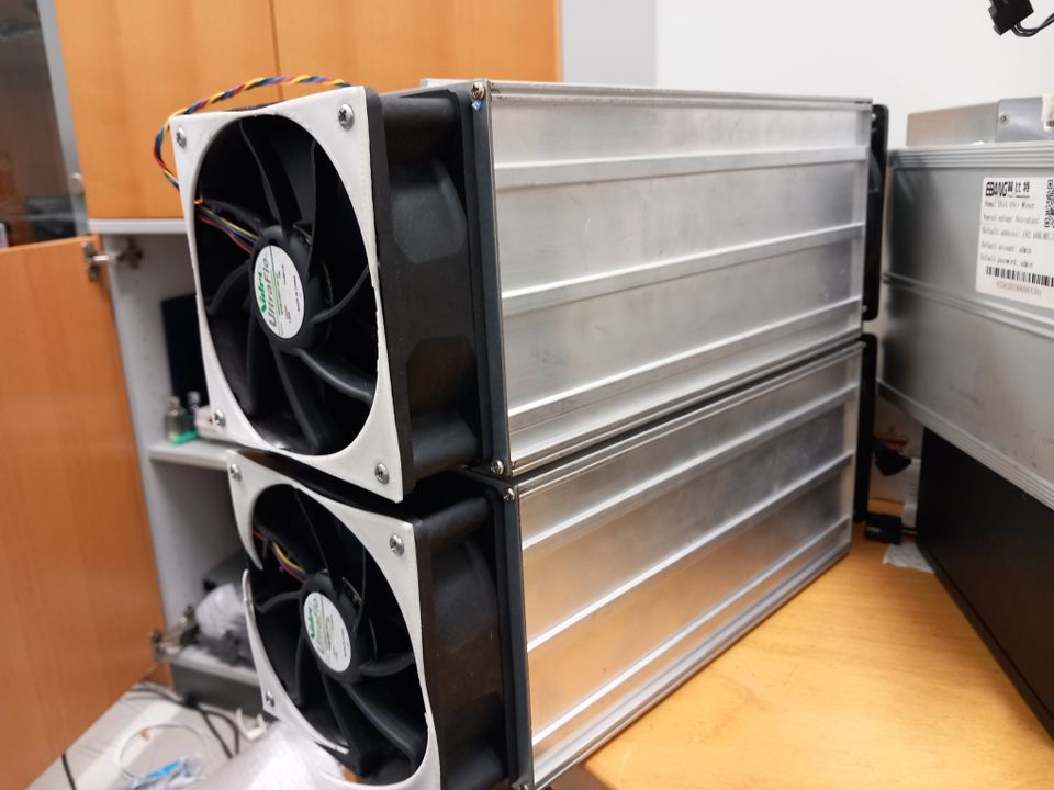 Antminer S9 13.5TH