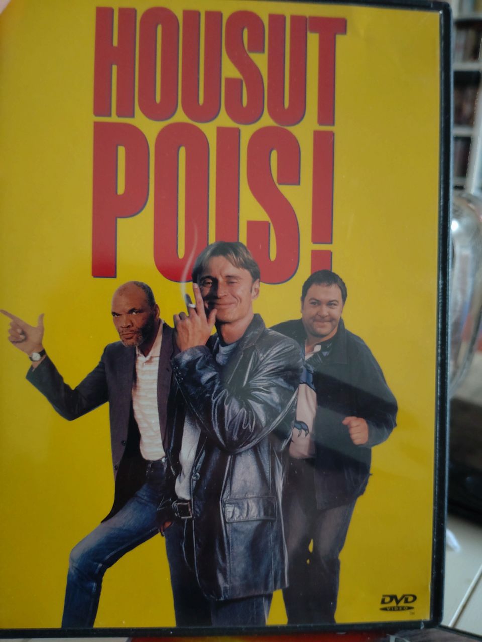 Housut pois