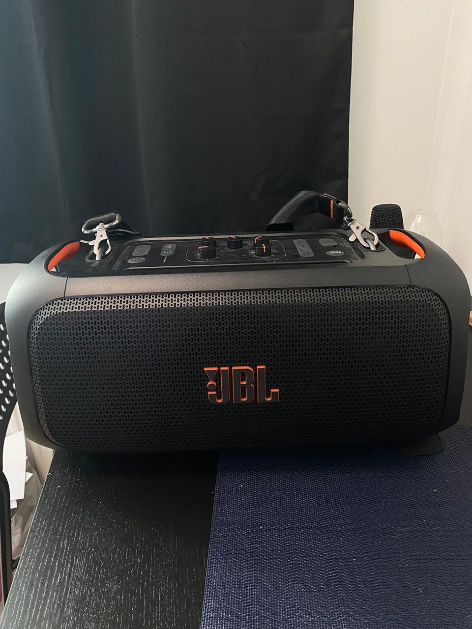 JBL PartyBox On-The-Go Essential kannettava kaiutin