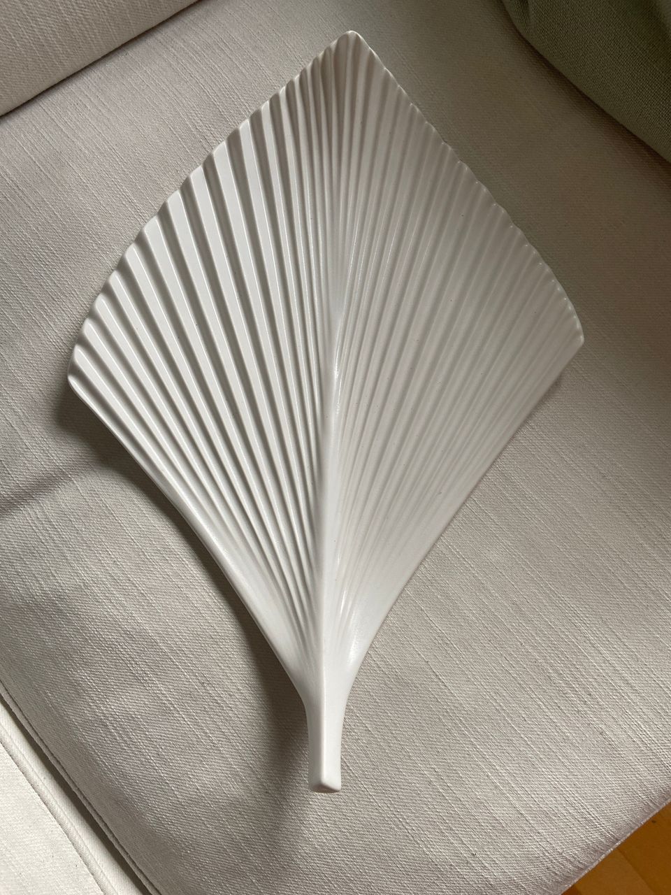 Inkeri Leivo - Arabia Atelje - Gardena vati 42 cm