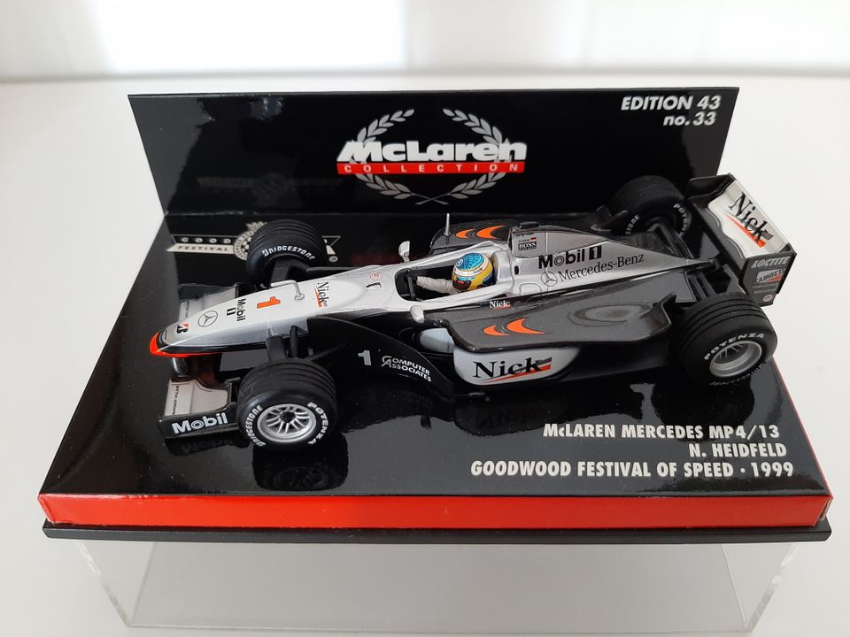 Formula 1 pienoismalli 1999 McLaren.