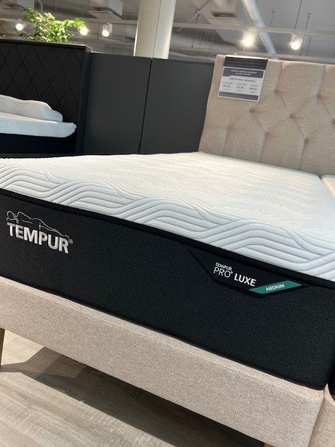 TEMPUR Pro Luxe Medium patja 90x210x30cm ETUSI 916e