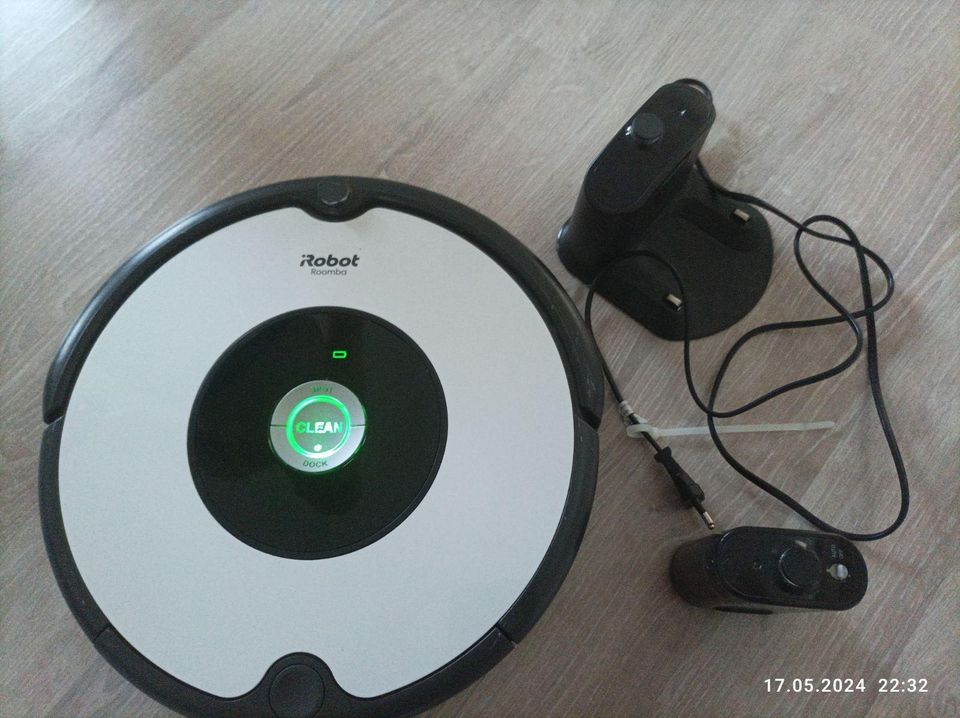 Robottipölynimuri Roomba 605