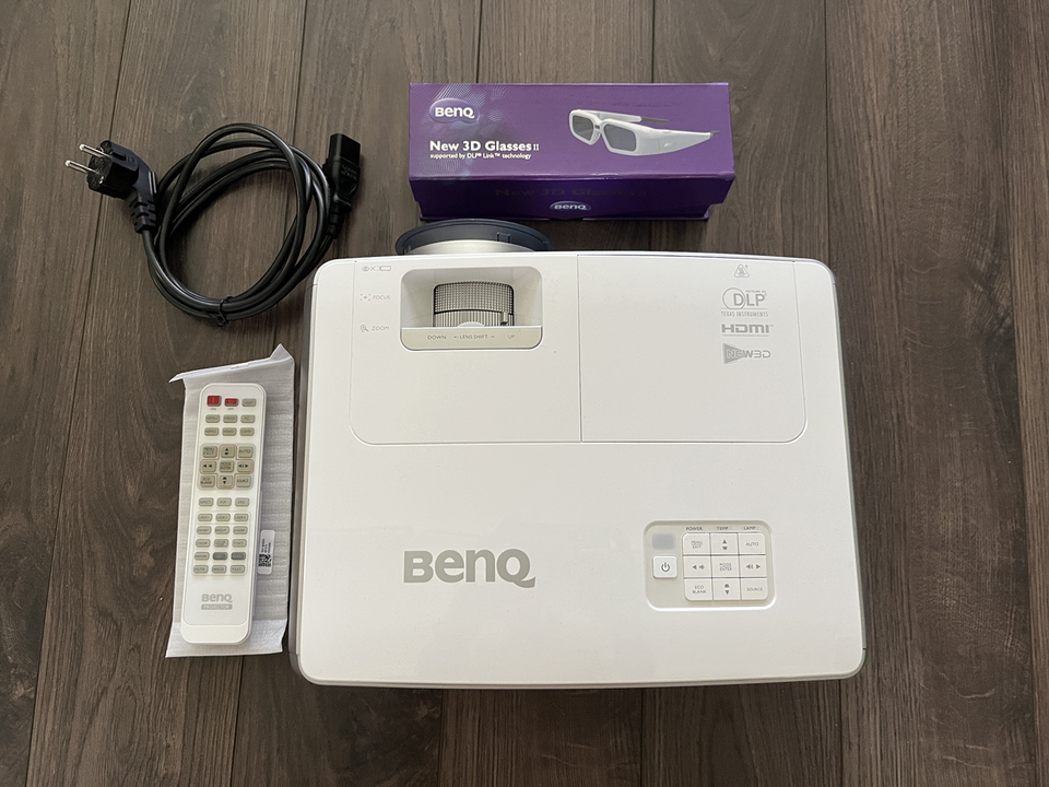 Benq 3D W1300 Projektori